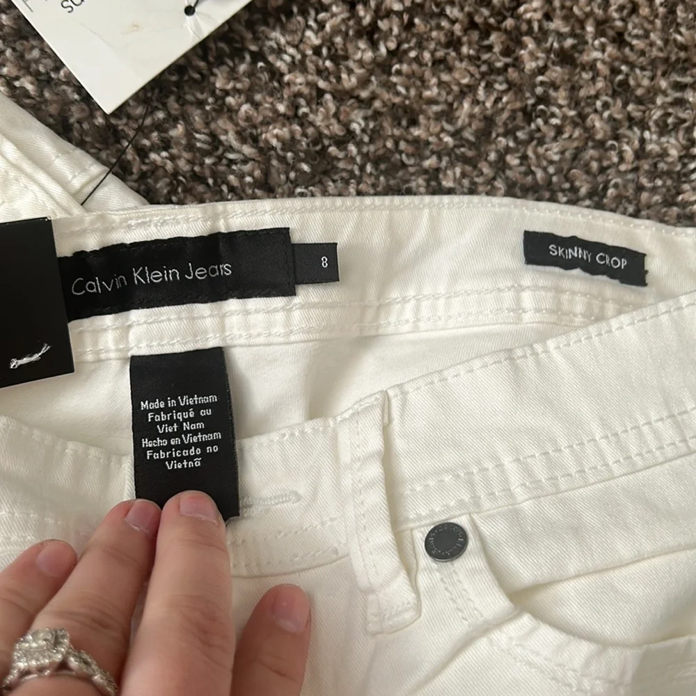 NWT Calvin Klein White Denim Jeans Skinny Crop 8 - Picture 3 of 12